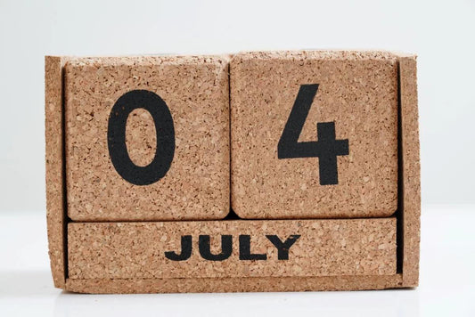 CORK DESKTOP ACCESSORIES- Calendar With Case